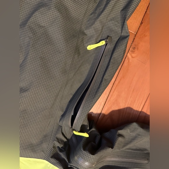 Tatsu/Spring Alpha Arcteryx ski severe conditions shell gortex jacket - Picture 5 of 11